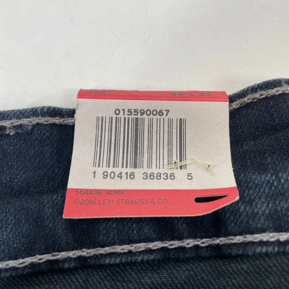 Levis large oil